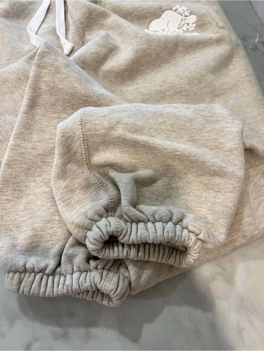 Roots Men’s Neutral Beige Sweatpants with White Drawstring - Picture 5 of 8